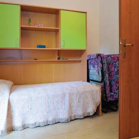 Holiday Lalzi Bay 29